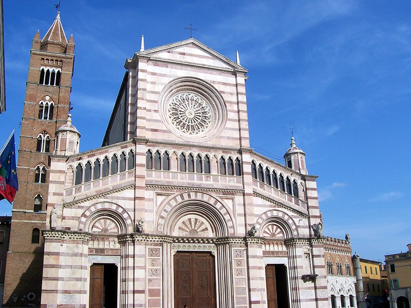 “Oltre il duomo. Il pozzo del vano ipogeo e le sue ricchezze”